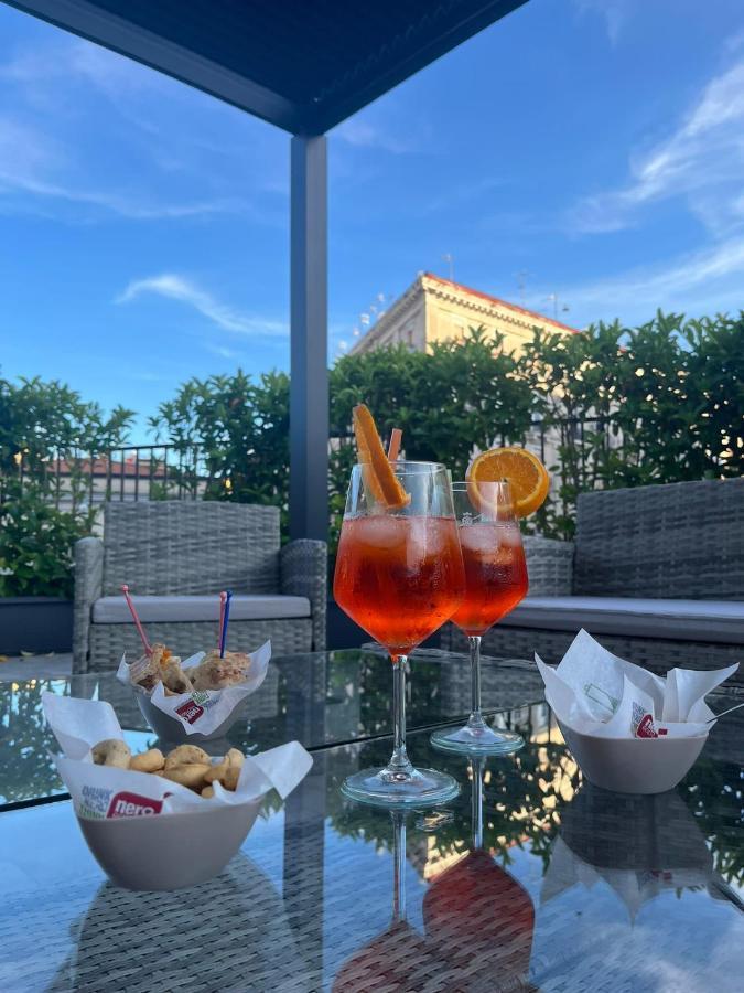 B&B Terrazza Nazionale Neapel Exterior foto